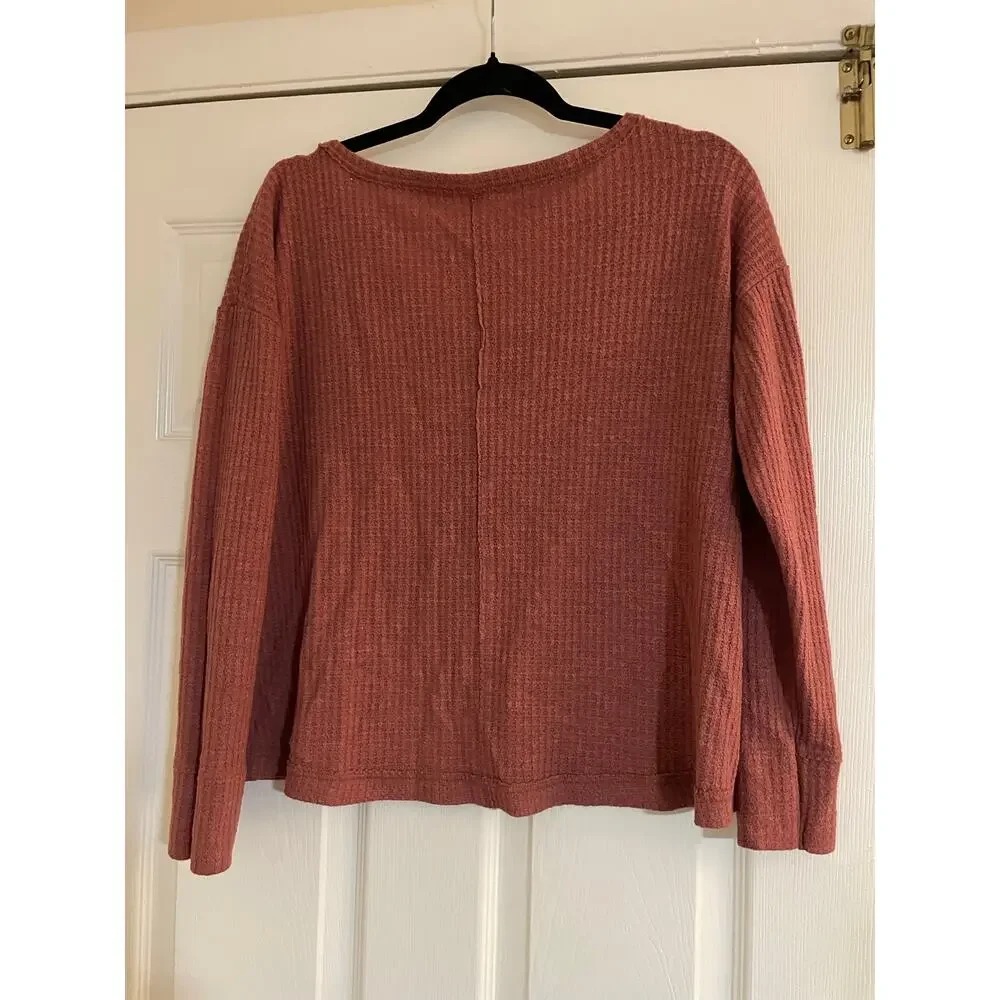 SO long sleeve burgundy knit top size small